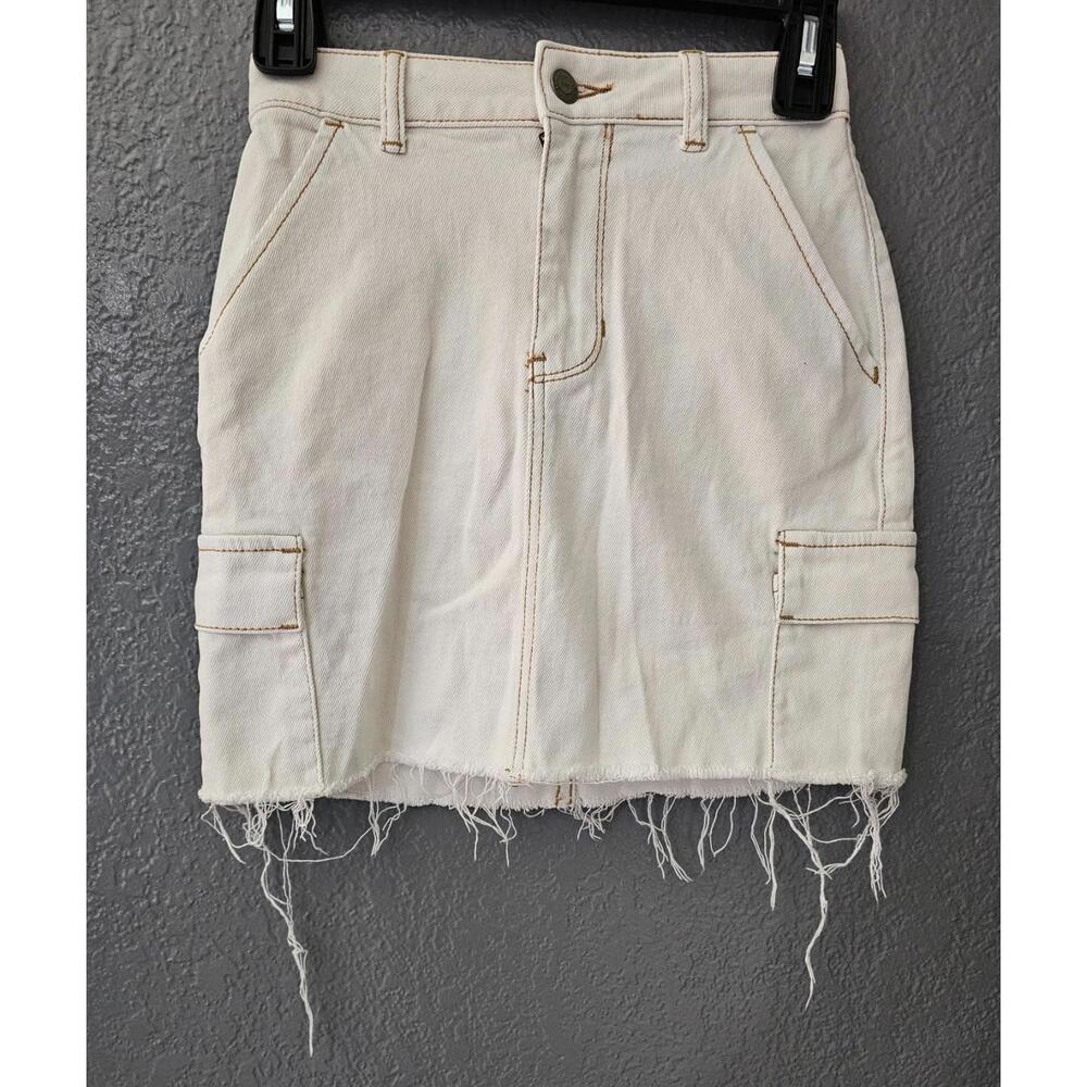 Women's Hollister Denim Jeans Mini Skirt Raw Hem Fray Off White Size 00 Pockets